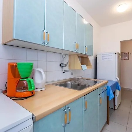 Ivan M Apartment Lopar